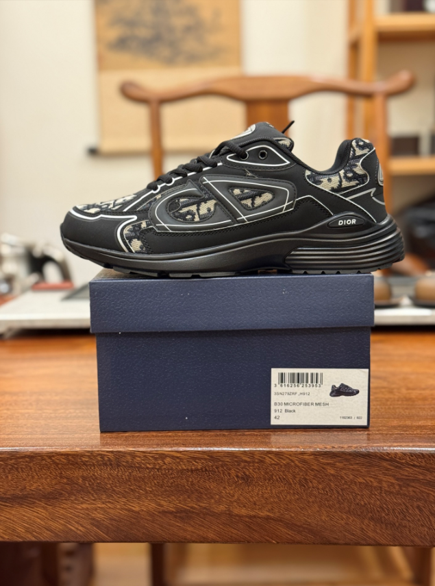 Coal Grey H912