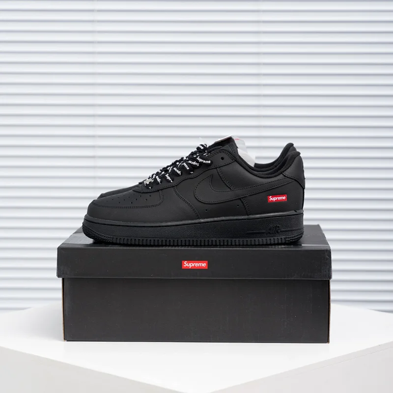 CU9225 001 black sup.