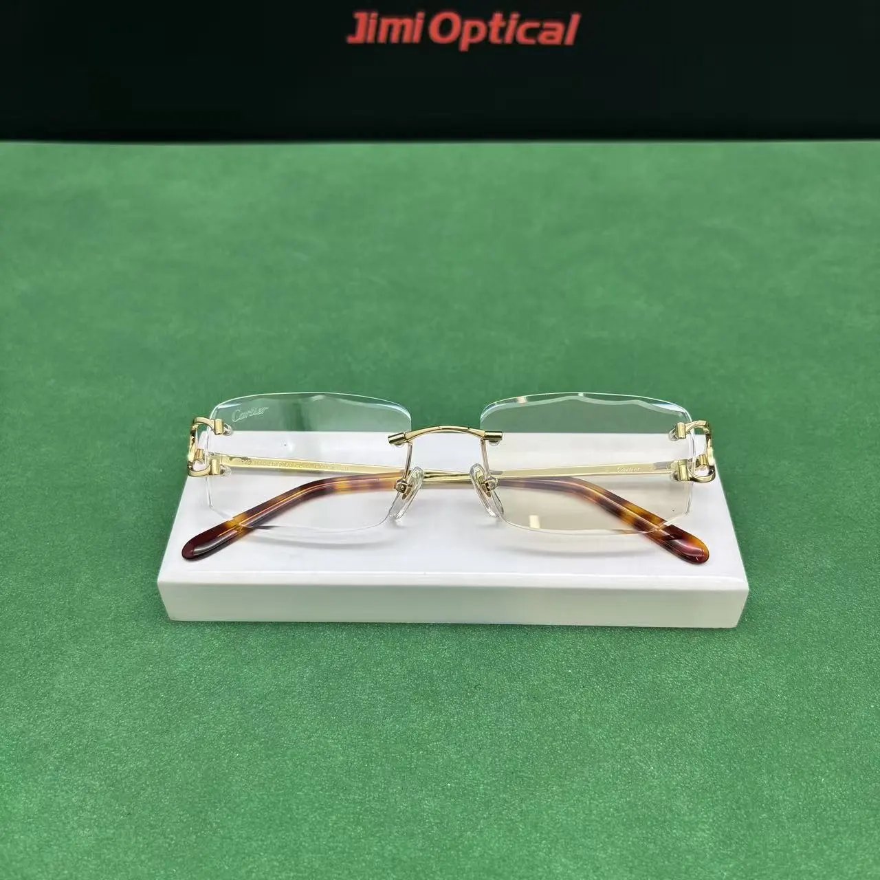 12 photochromic glasses