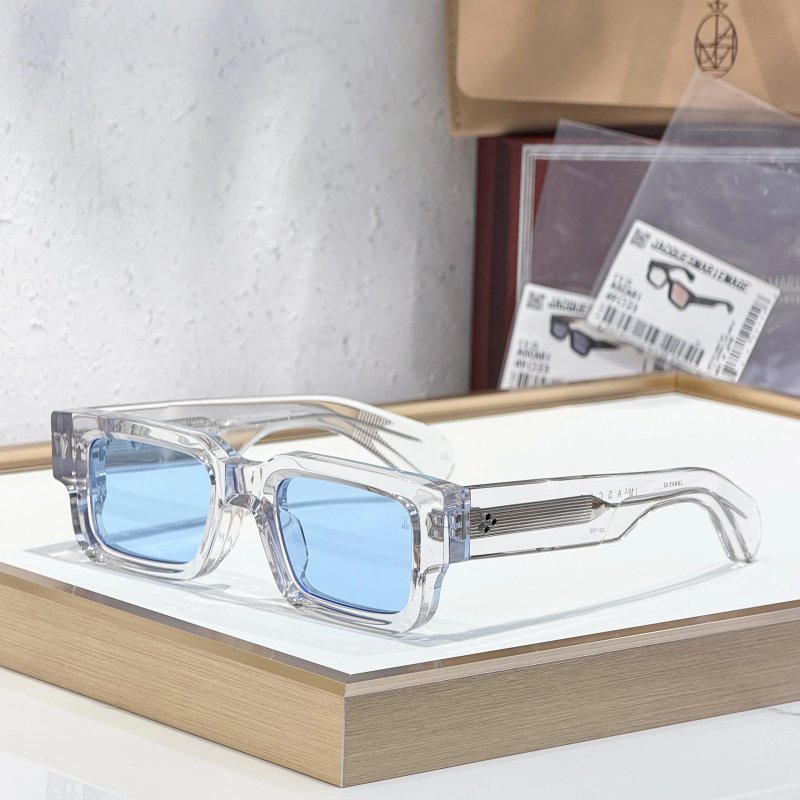 QC : ASCARI 黑金色