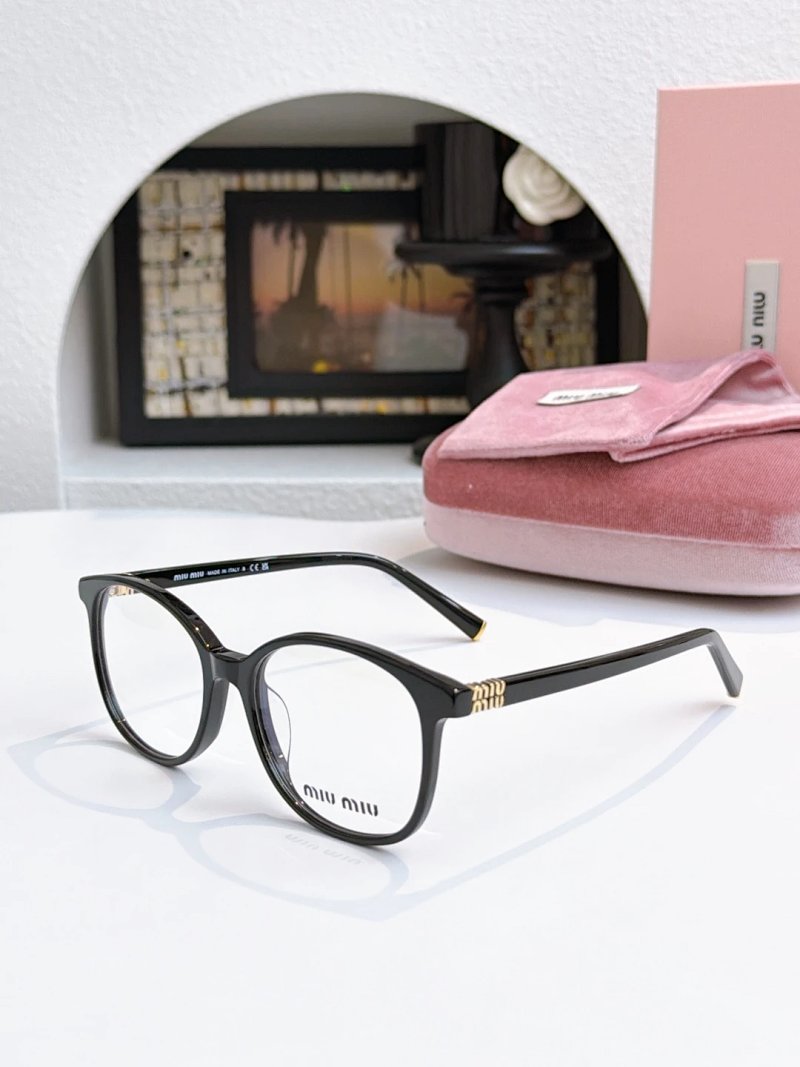 VMU 03W | SIZE：53-17-140,BG