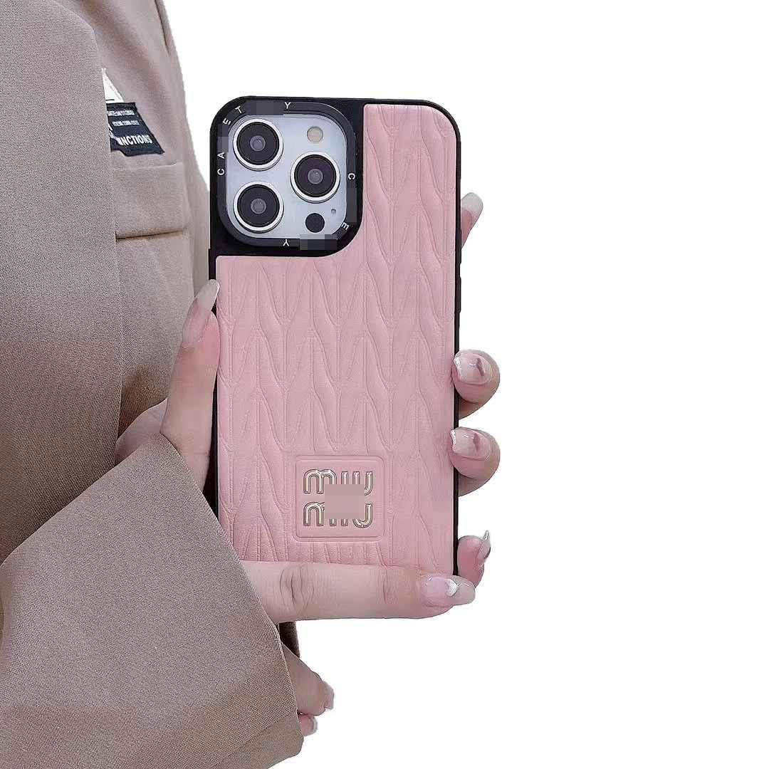 Miu Miu Quilted Logo Phone Case White product detail 6 in Litbuy spreadsheet finds