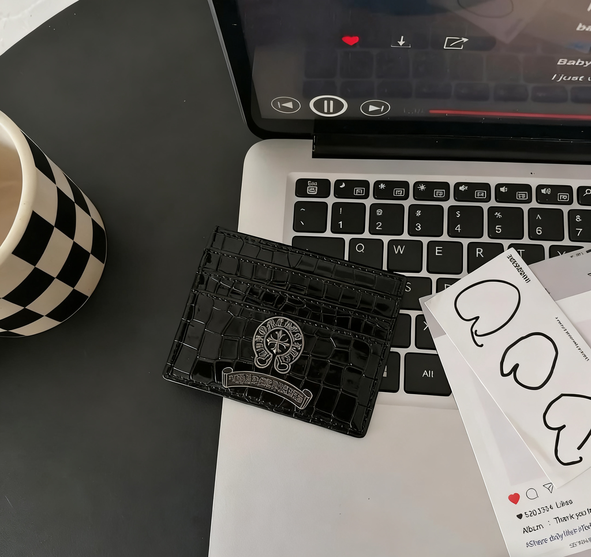 Seven card black crocodile pattern small disc SKU image