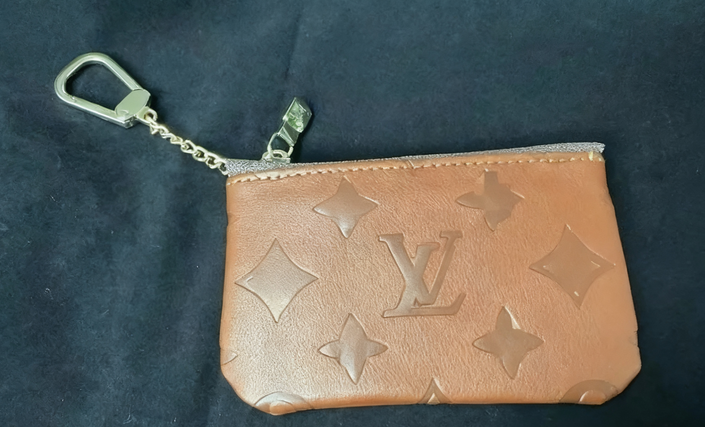 Brown LLL // V SKU image