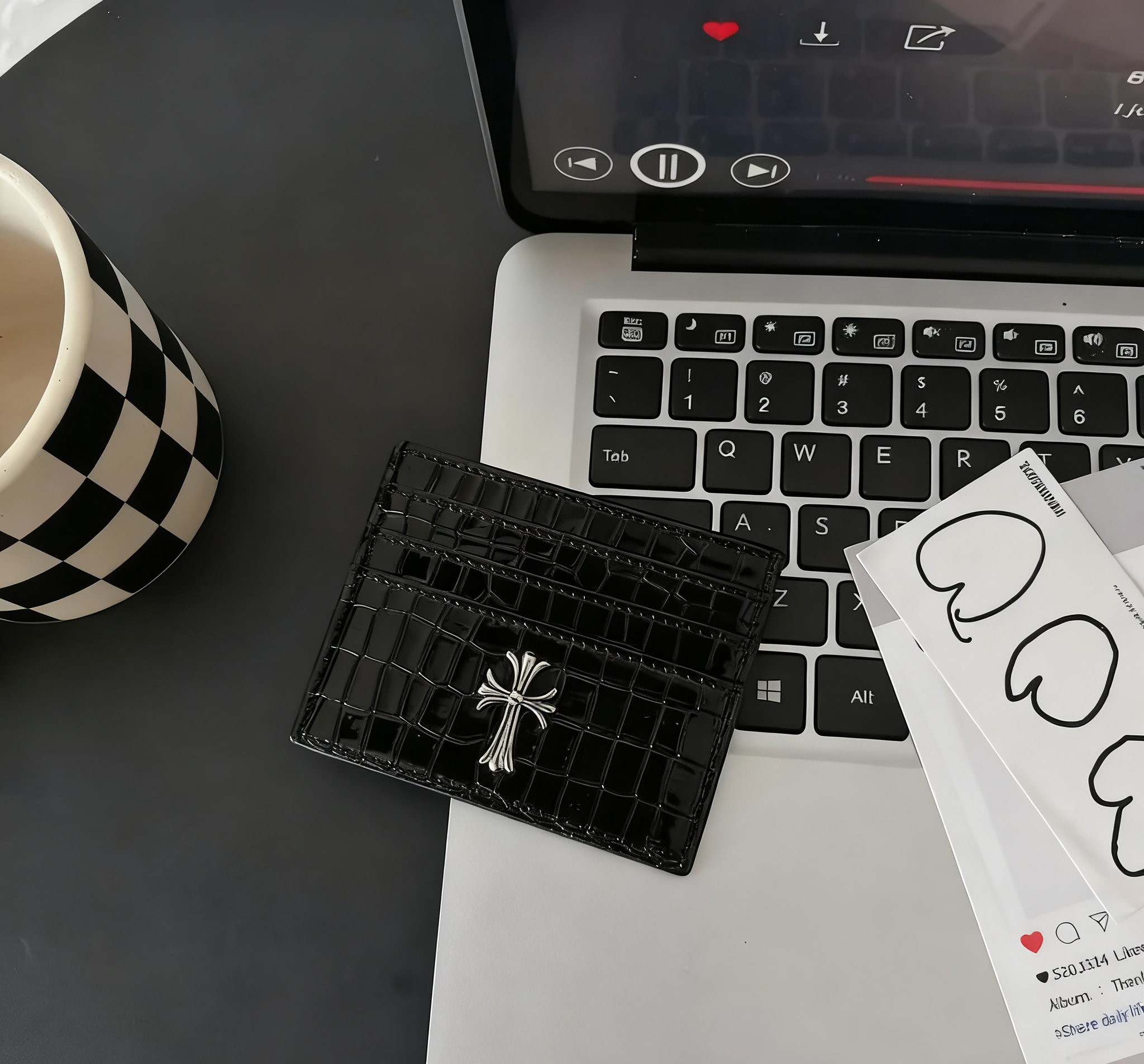 Seven card black crocodile pattern cross SKU image