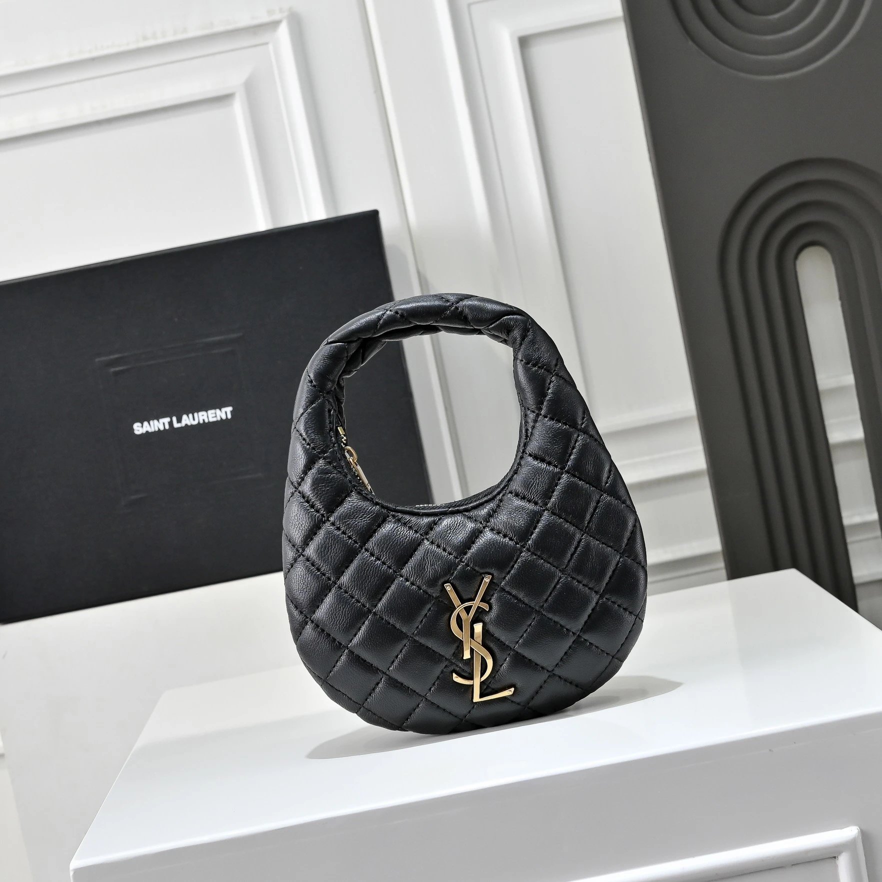 Saint Laurent Loulou Quilted Burgundy Hobo Bag - 4