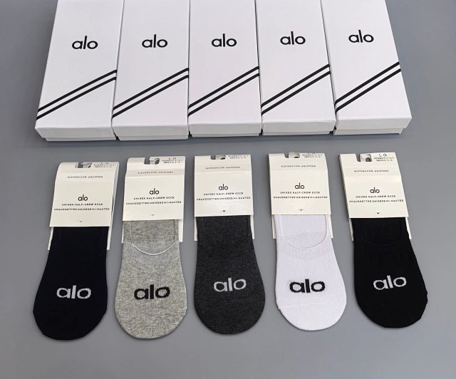 Alo Socks: seller detail photo 4