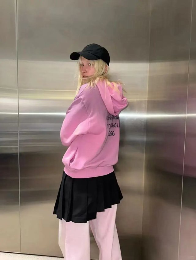Acne Studios Hoodie: seller detail photo 5