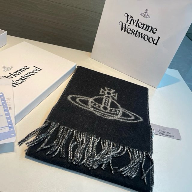 Vivienne Westwood Scarf: seller detail photo 2