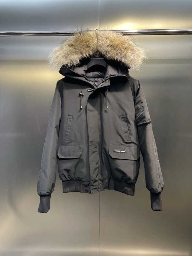 Canada Goose Down Jackets: seller detail photo 1