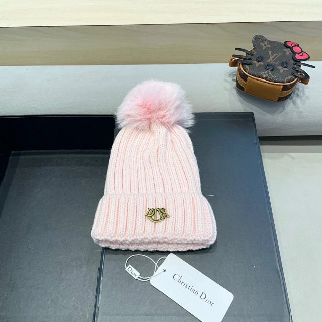 Dior knitted hat: seller detail photo 3