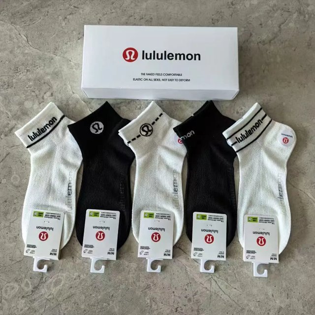 lululemon Socks: seller detail photo 9