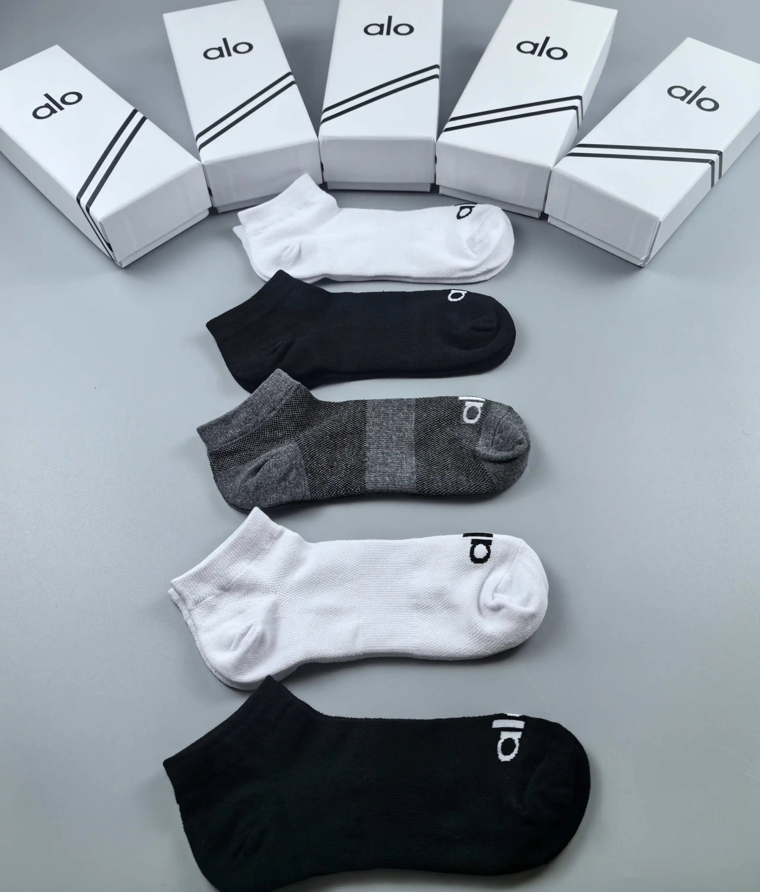 alo Socks 11 colorways [Premium Quality]