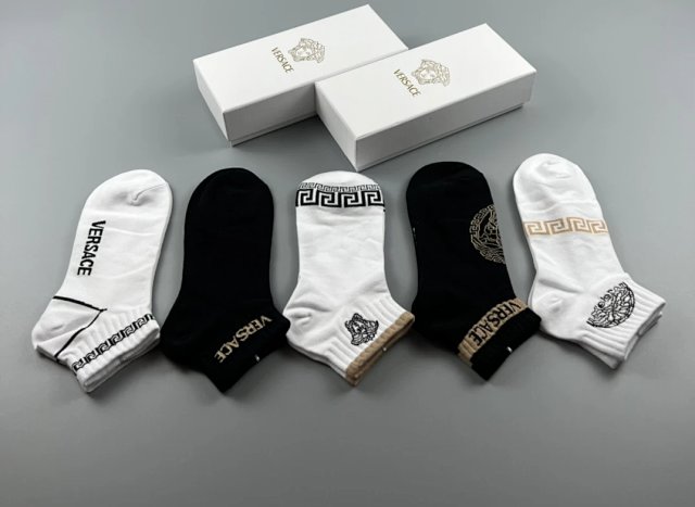 VERSACE Socks: seller detail photo 3