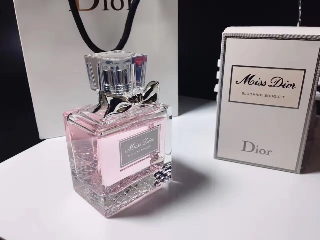 Dior perfume