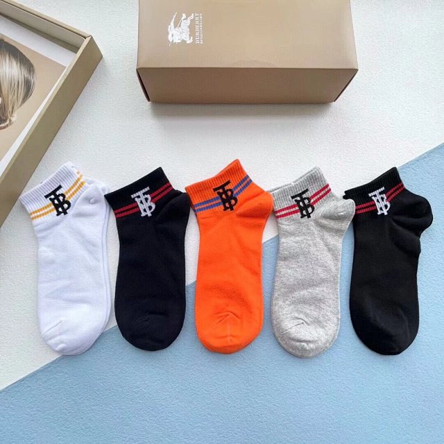 Burberry Socks: seller detail photo 6