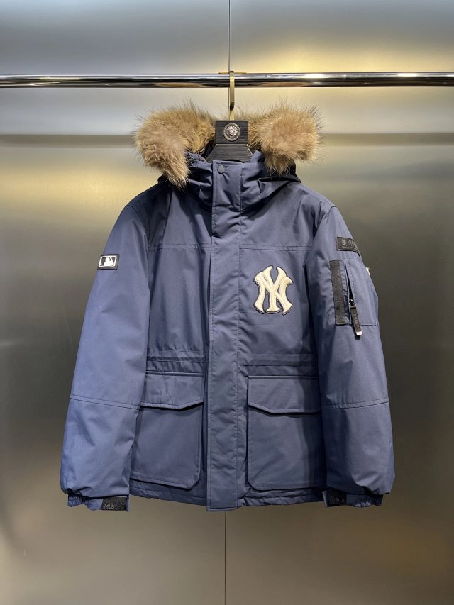 MLB Down Jacket: seller detail photo 3