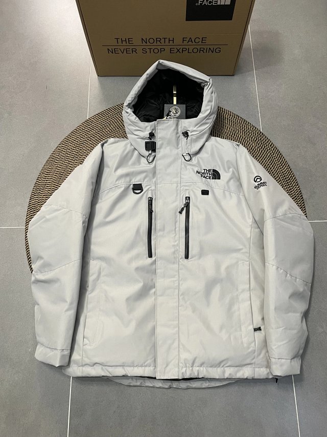 The North Face Down Jacket: seller detail photo 2