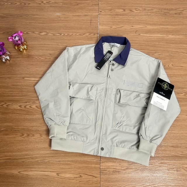 Stone Island Jacket: seller detail photo 1