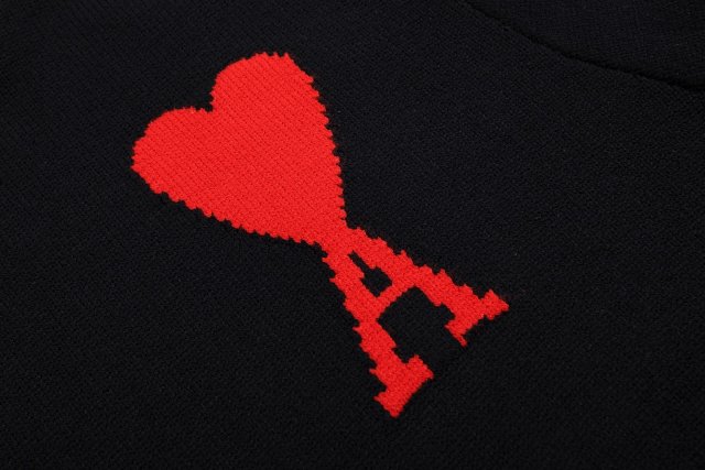 Ami Hoodie: seller detail photo 5