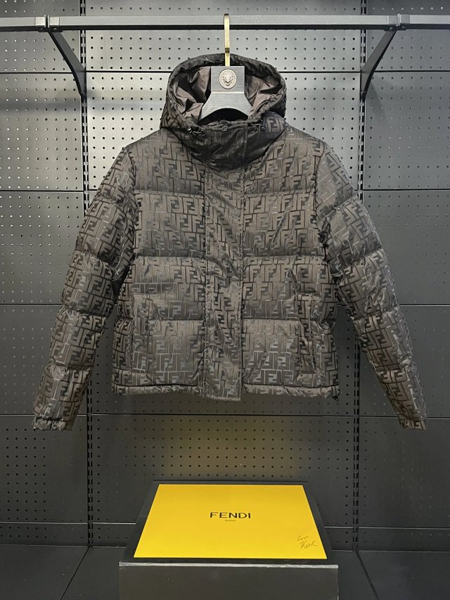 FENDI Down Jacket: seller detail photo 3