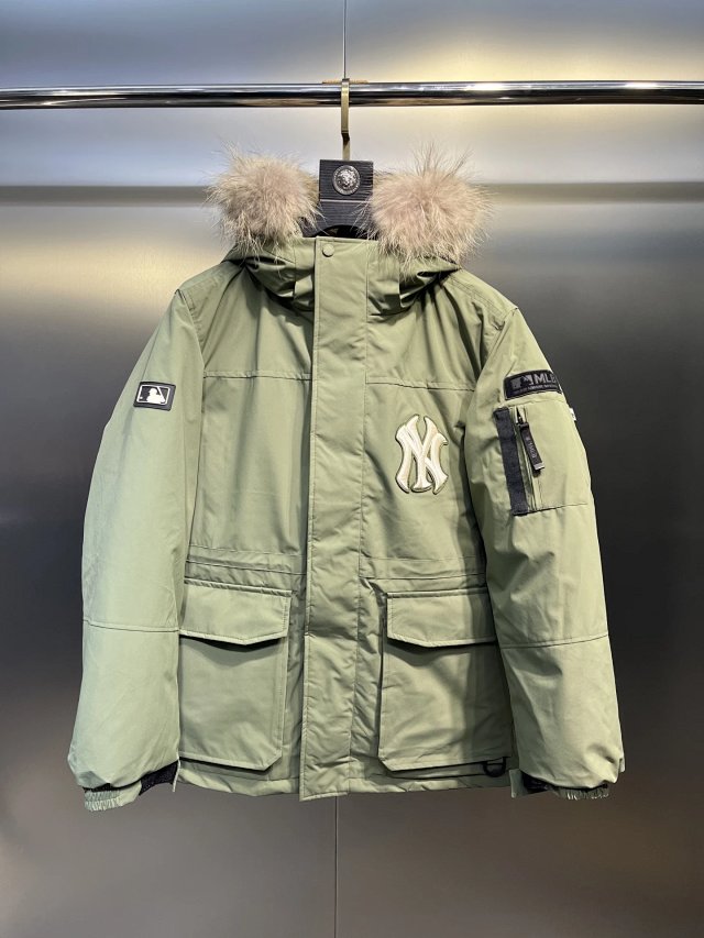 MLB Down Jacket: seller detail photo 2