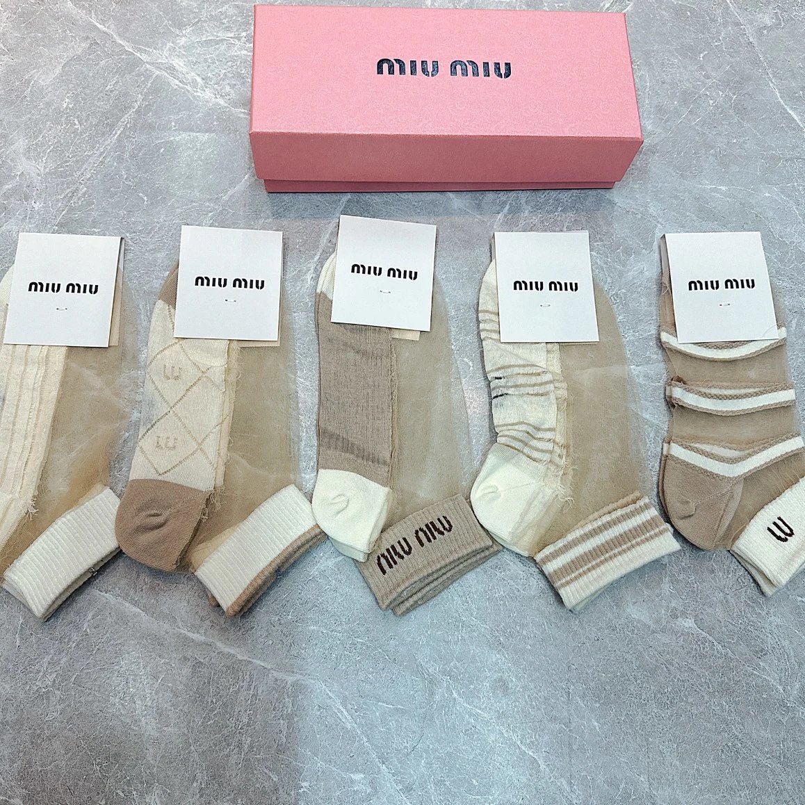 MIUMIU Socks 2 colorways [Premium Quality]