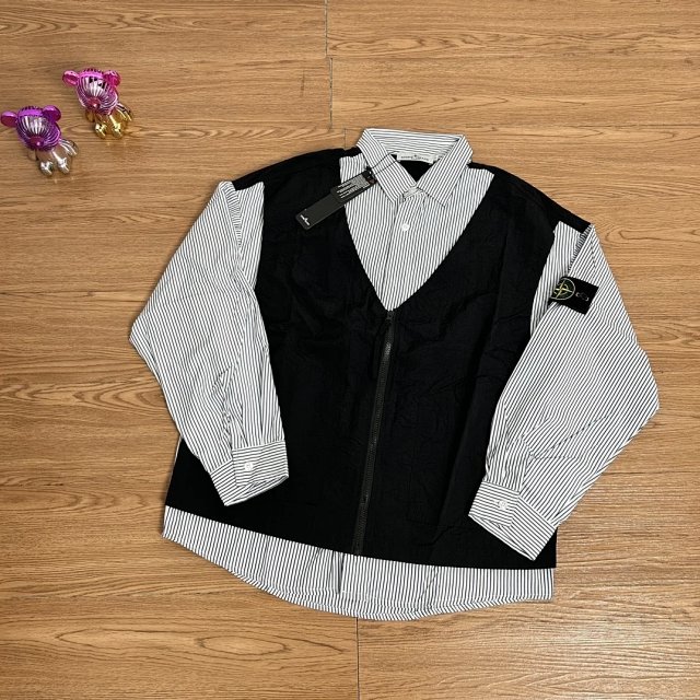 Stone Island Shirt: seller detail photo 1