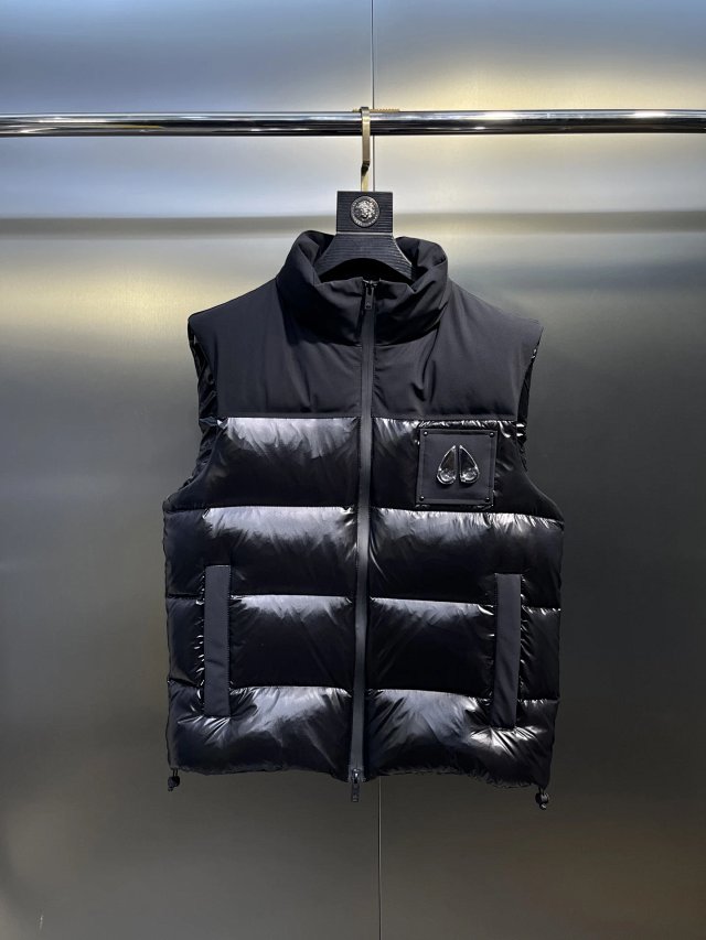 Moose Knuckles Down Jacket: seller detail photo 2