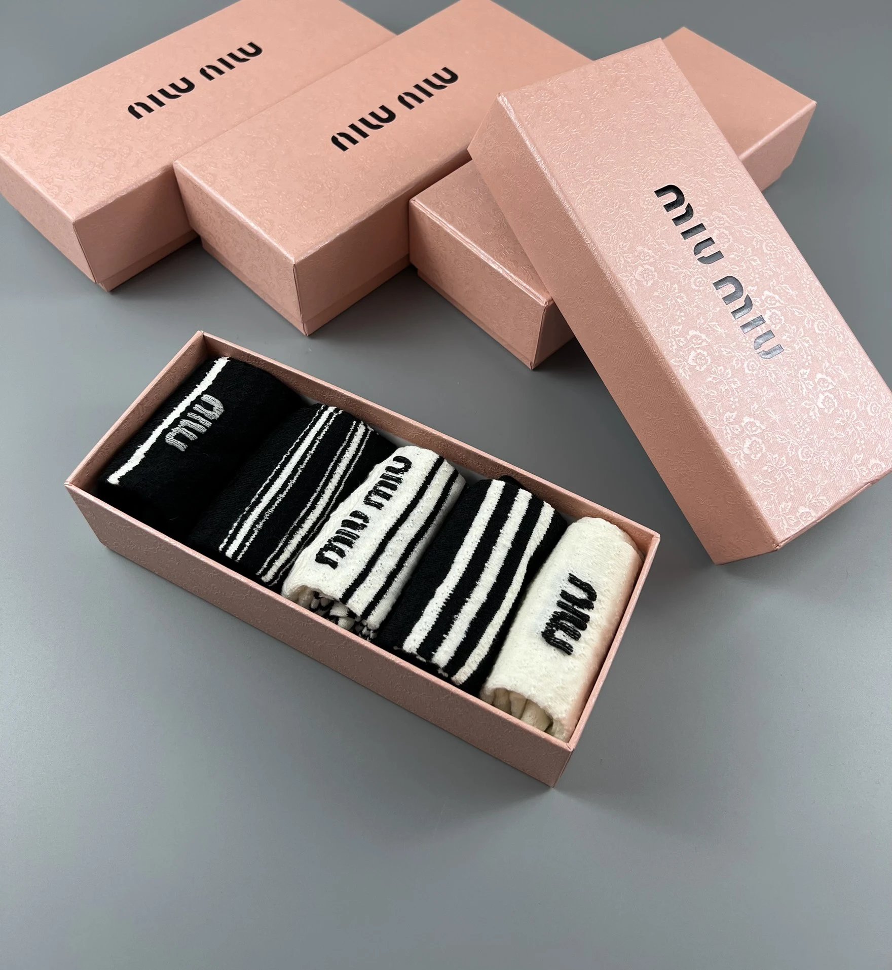 MIUMIU Socks
