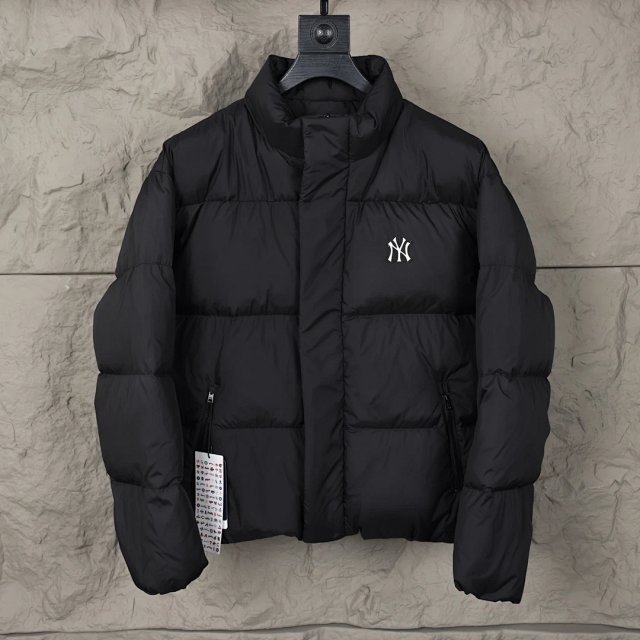MLB Down Jackets: seller detail photo 1