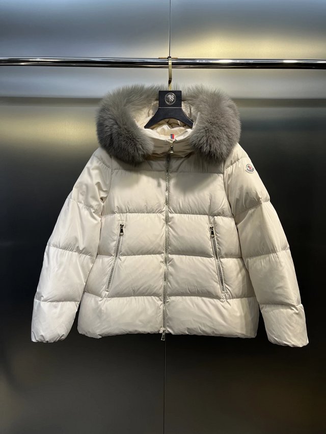 Moncler Down Jackets: seller detail photo 7