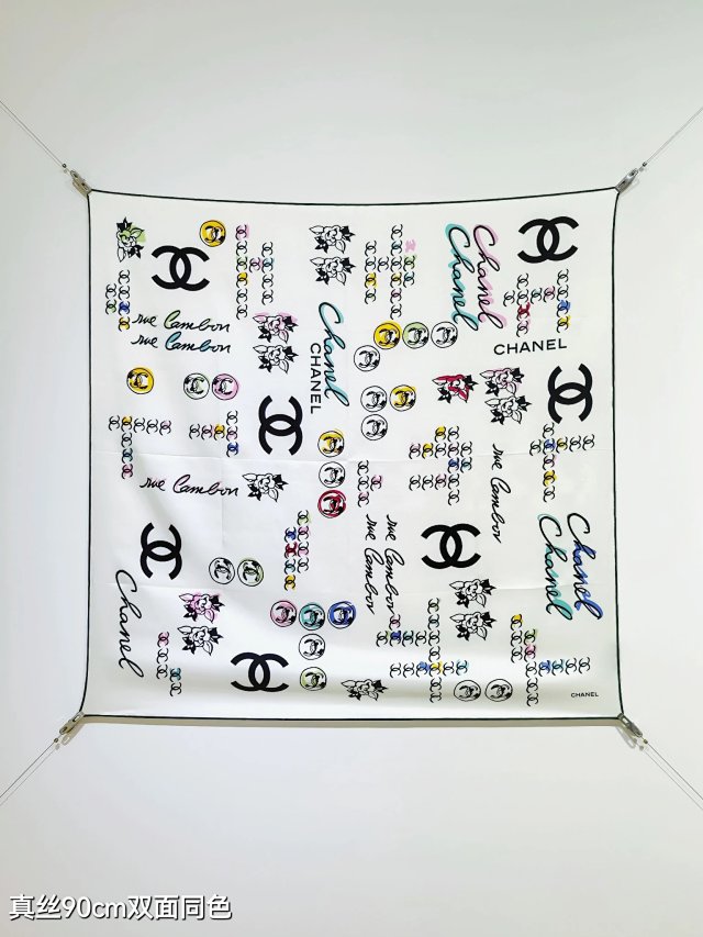 Chanel scarf: seller detail photo 7