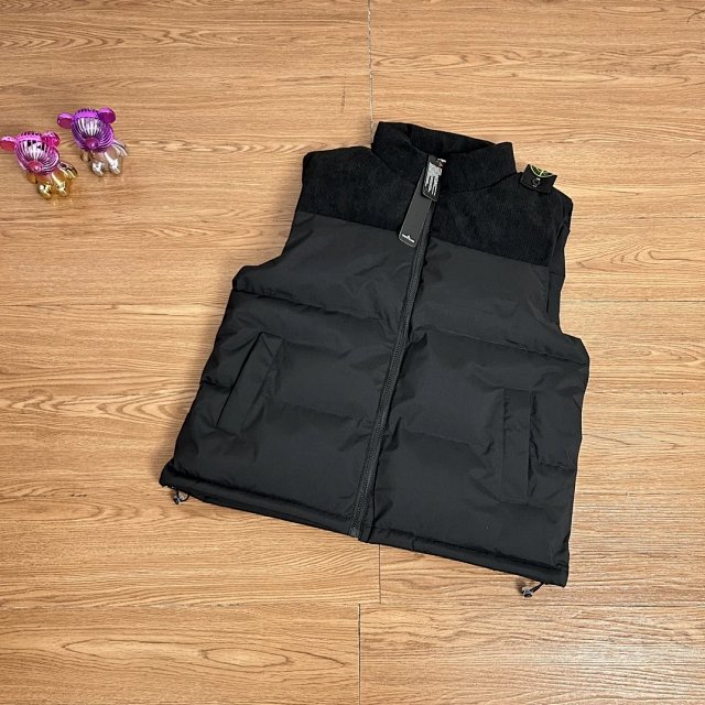 Stone Island Down Vest: seller detail photo 3