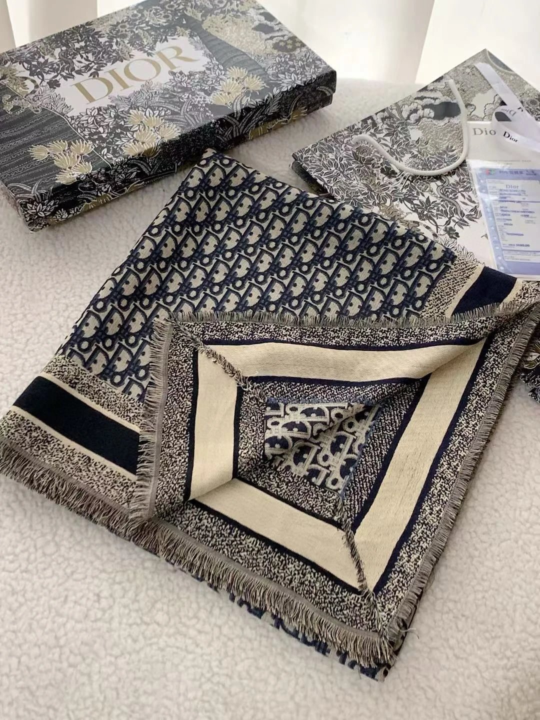 Dior scarf 3 colorways [Premium Quality]