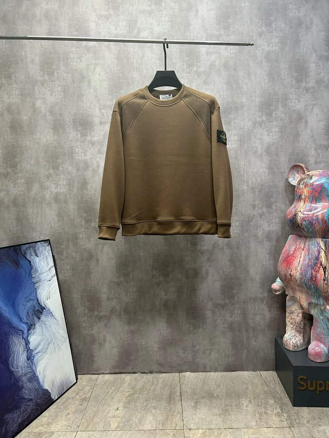 Stone Island Sweatshirt: seller detail photo 5