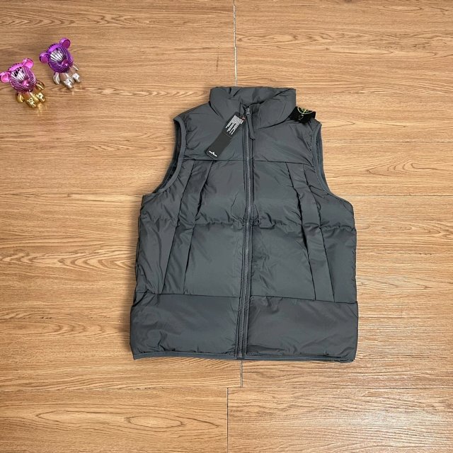 Stone Island Down Vest: seller detail photo 2