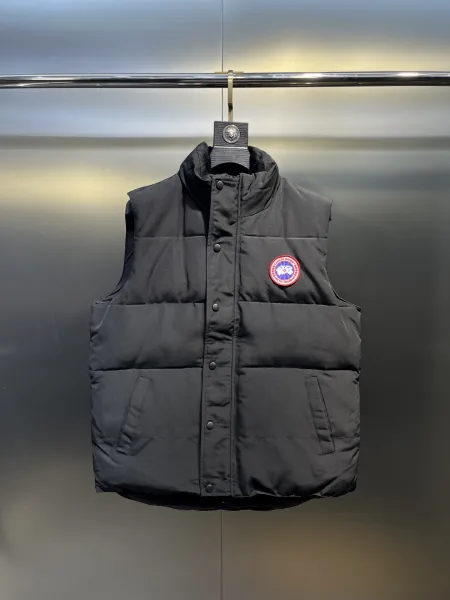 Canada Goose Vest Black Puffer Vest Outerwear.vest - 1
