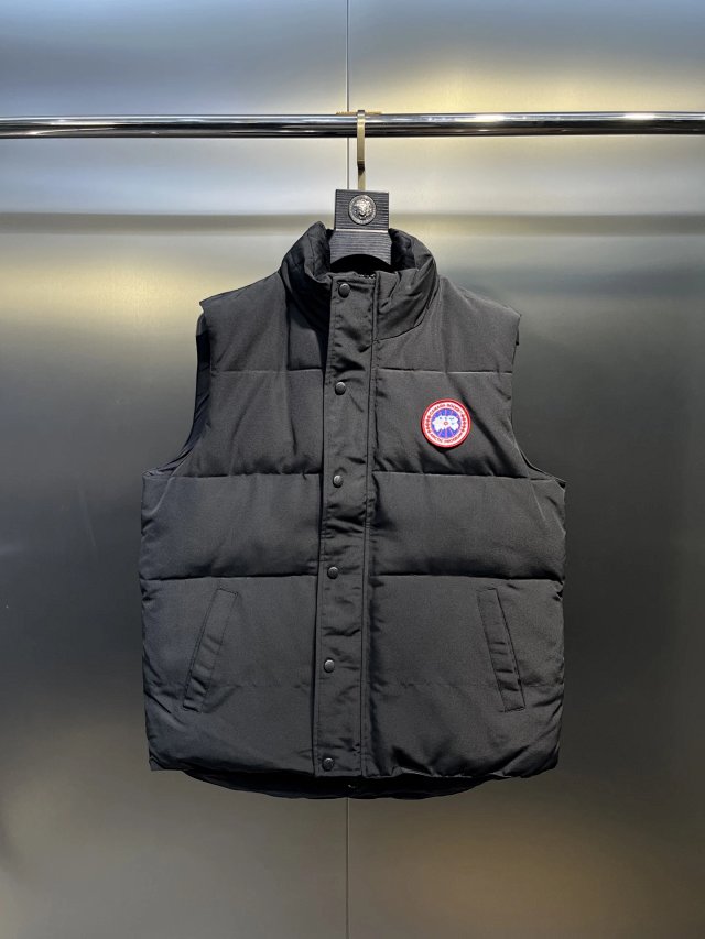 Canada Goose Down Vest: seller detail photo 8