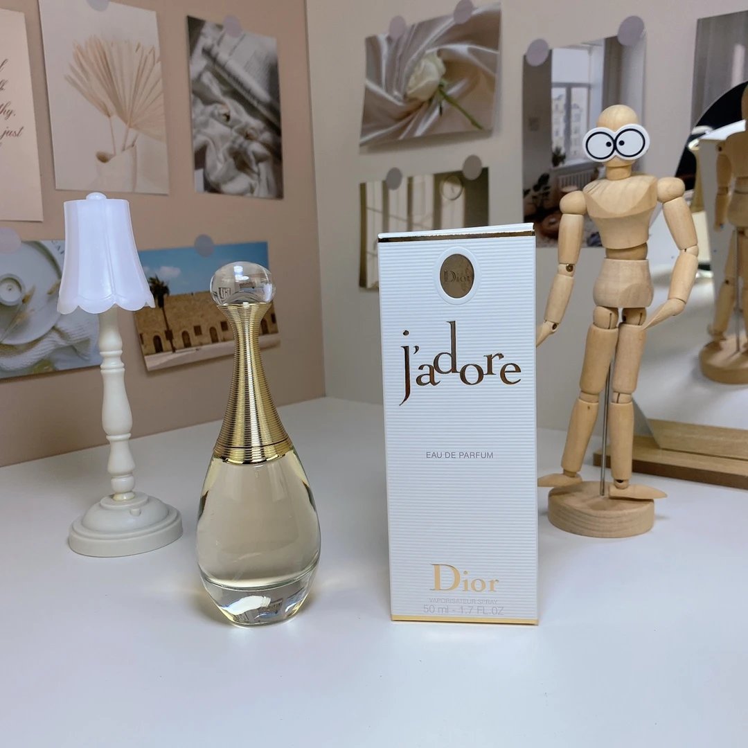 Dior perfume
