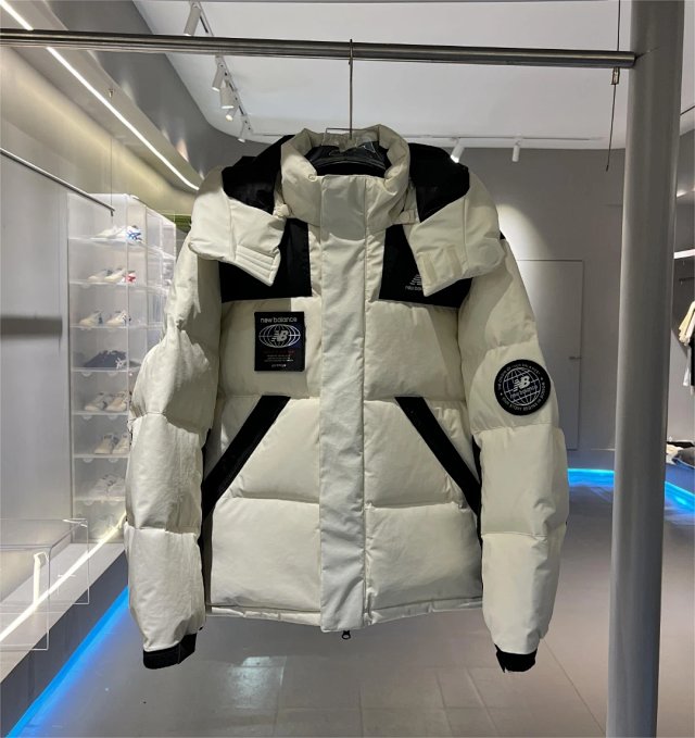 NB New Balance Down Jackets: seller detail photo 2