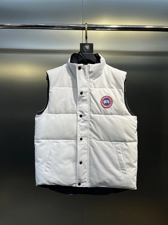 Canada Goose Down Vest: seller detail photo 7