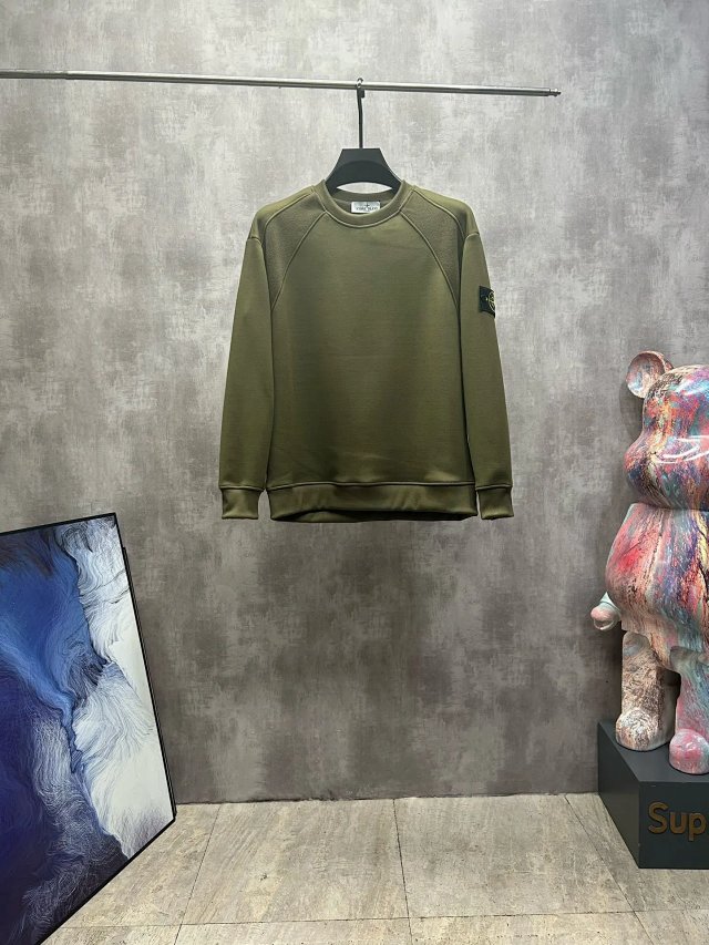 Stone Island Sweatshirt: seller detail photo 6