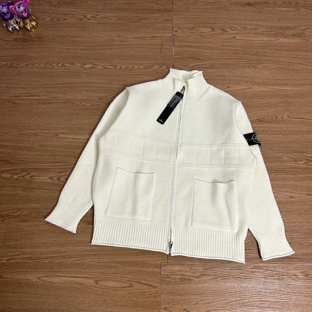 Stone Island Sweater: seller detail photo 2