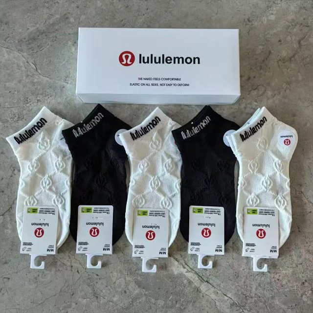 lululemon Socks: seller detail photo 11