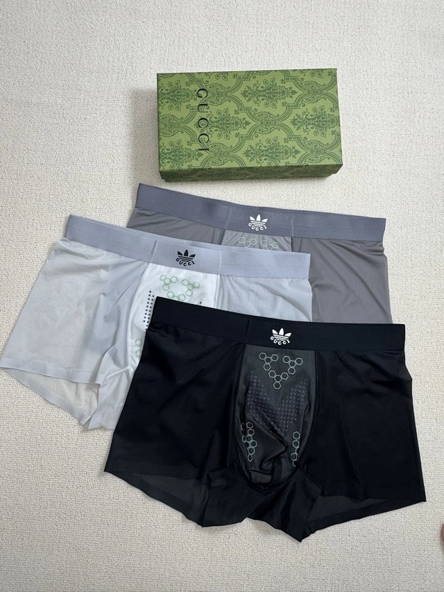 GUCCI Underwear: seller detail photo 6