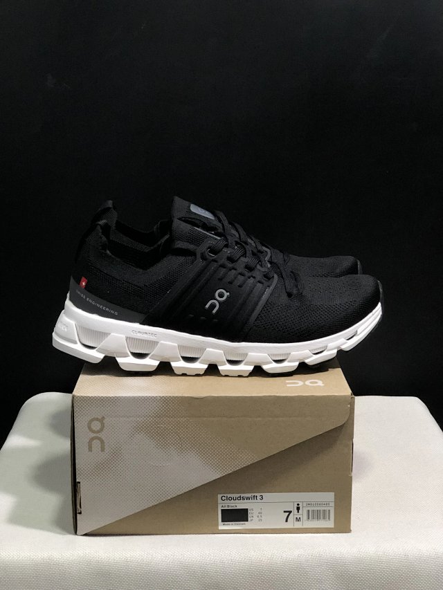 On Running Clouds Sneakers: seller detail photo 10