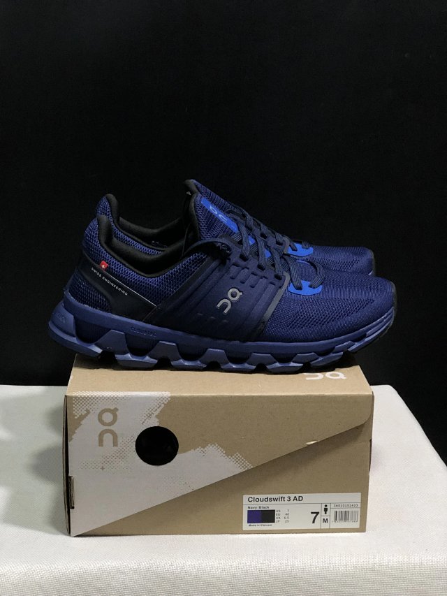 On Running Clouds Sneakers: seller detail photo 11
