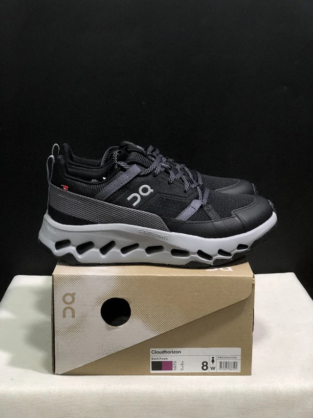 On Running Clouds Sneakers: seller detail photo 7