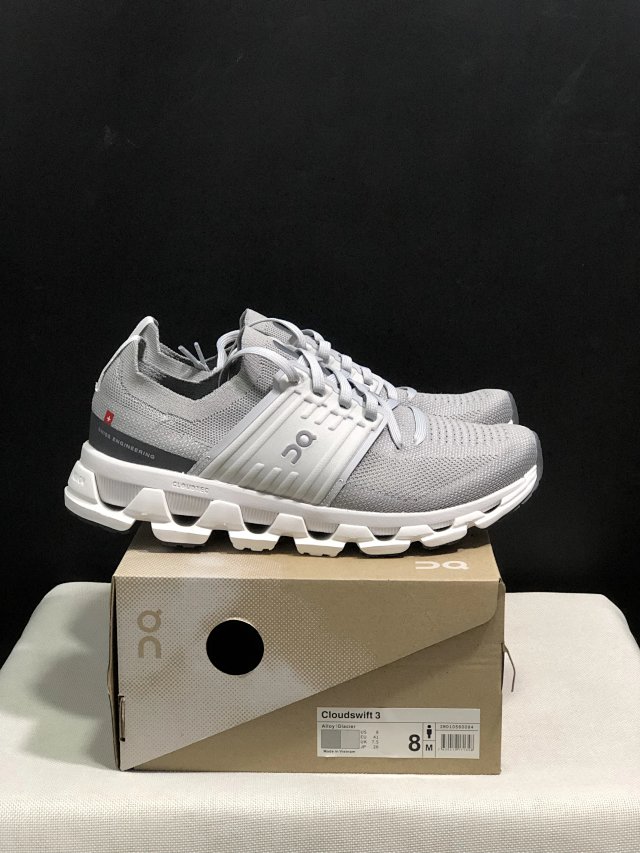 On Running Clouds Sneakers: seller detail photo 6